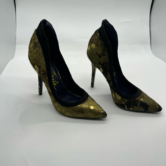 SOLD London Trash Domina Camouflage Pumps - Picture 3 of 7